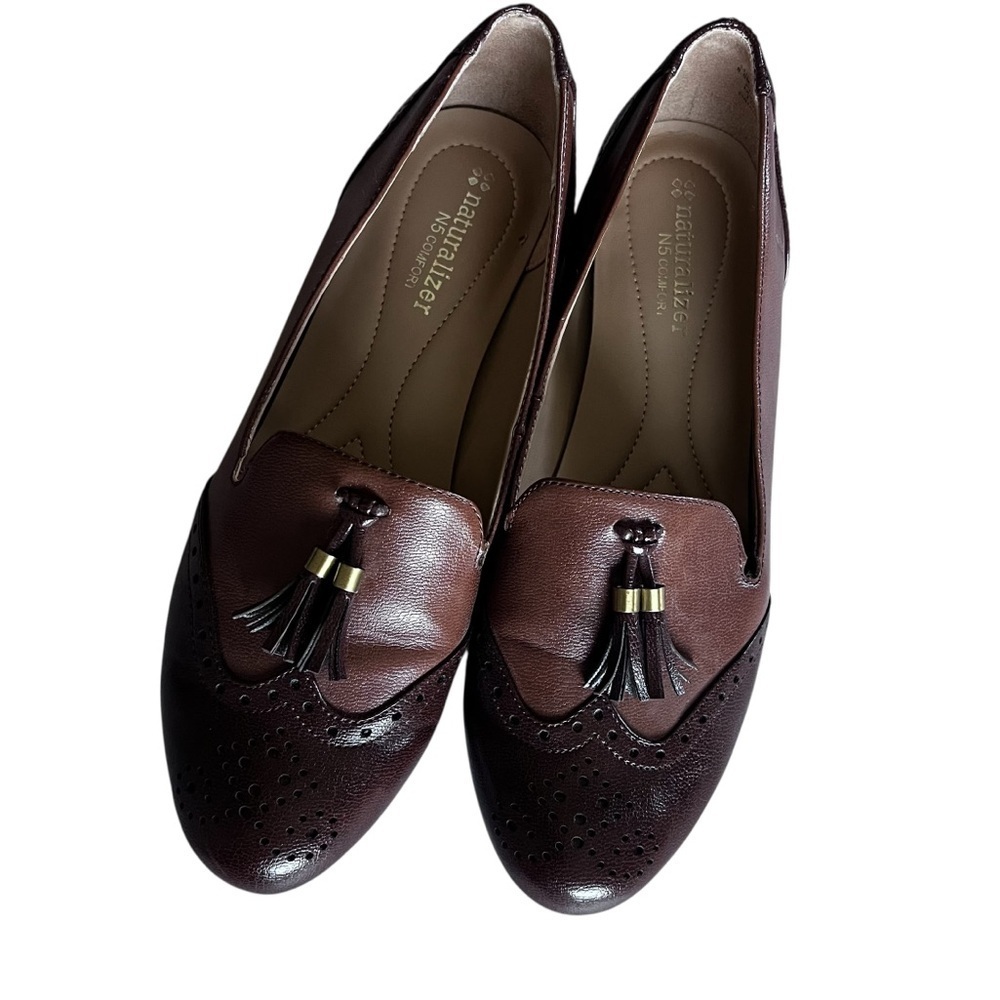 EUC Naturalizer Preppy Academia Tassel Loafers in Brown size 8.5